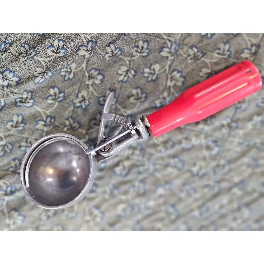 Progressive Ice Cream Scoop Red Handle Mechanical Vintage